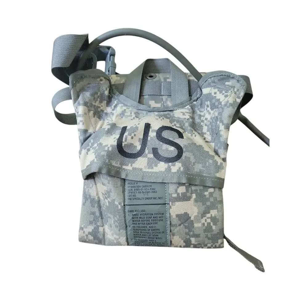ACU / UCP Camelback Hydration Carrier USGI 100 OZ 3L System US Army No